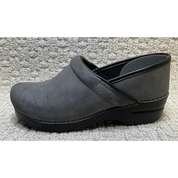 Dansko Gray Microbuck Nubuck Clogs Shoes Womens 40 US 10 NEW NWOB - Picture 6 of 10